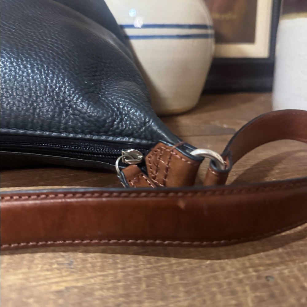 Fossil Black Leather Hobo Bag with Brown Accents #75802 - Picture 9 of 13